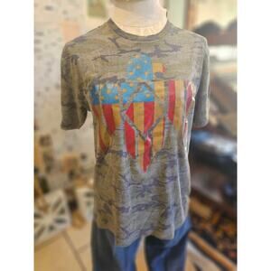 Modern Benita Ceceille American Flag Colored Eagle Camo Shirt Size Medium